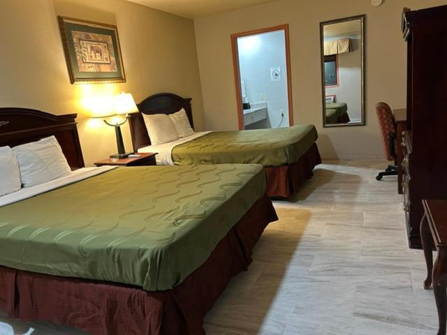 Howards Inn Motel Eunice Экстерьер фото