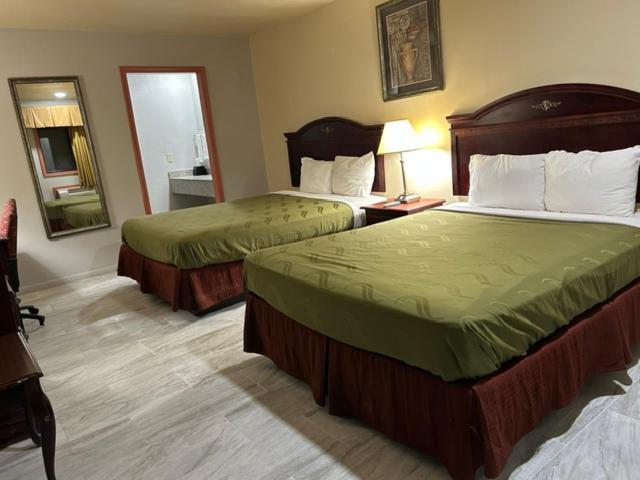 Howards Inn Motel Eunice Экстерьер фото